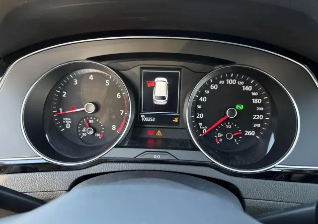 VOLKSWAGEN Passat 1.5 TSI EVO Business DSG