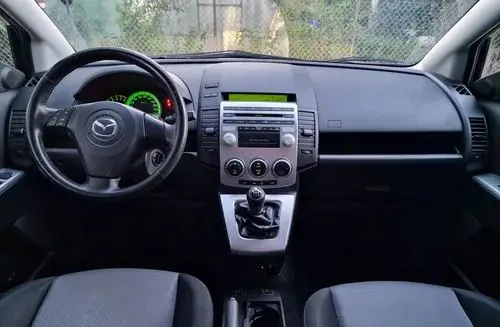 MAZDA 5 