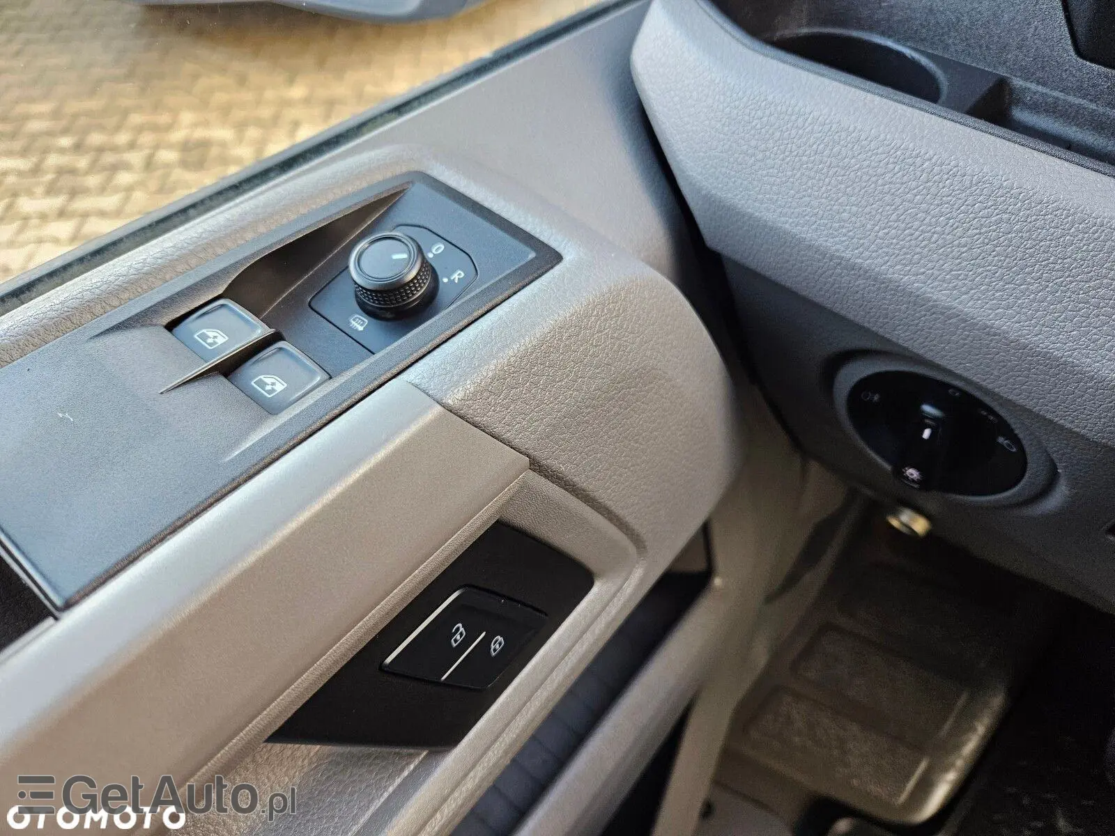 VOLKSWAGEN Crafter L