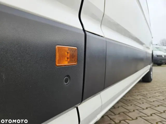 VOLKSWAGEN Crafter L