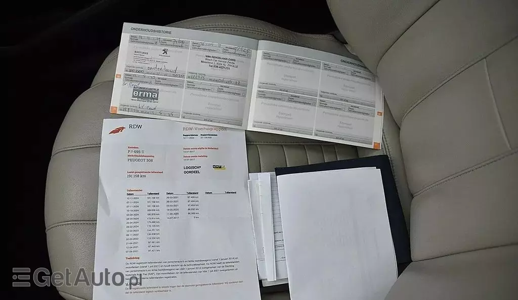 PEUGEOT 308 