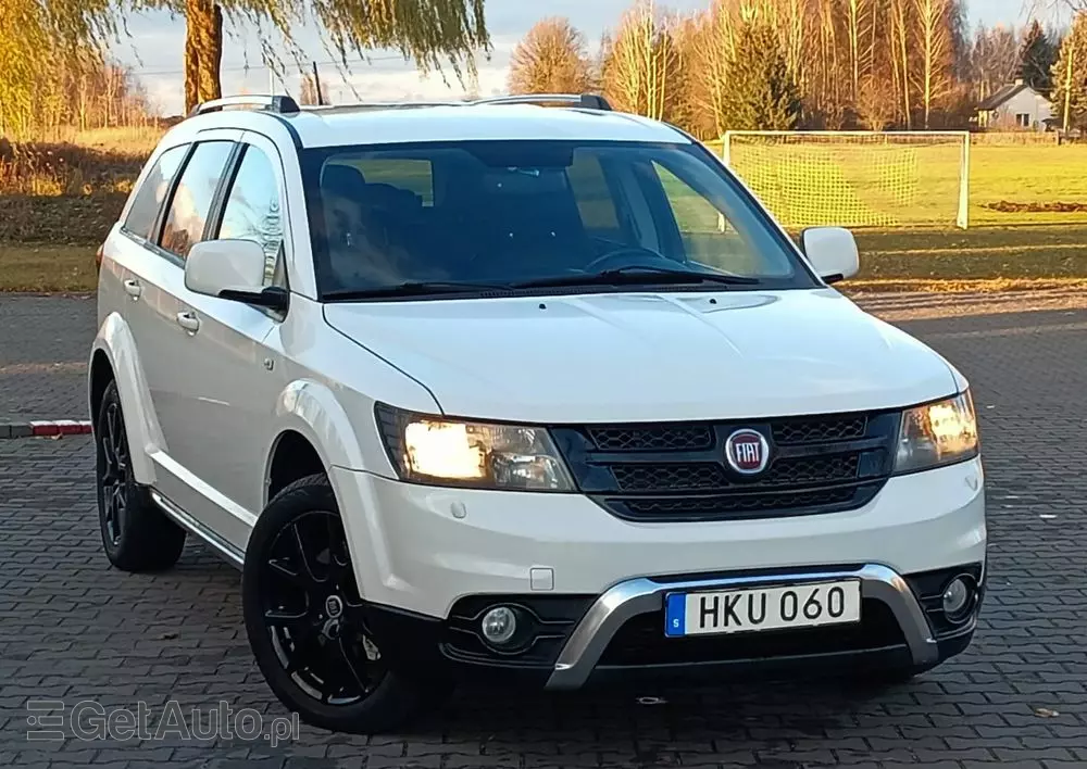 FIAT Freemont 2.0 Multijet 16V DPF Automatik Allrad Cross