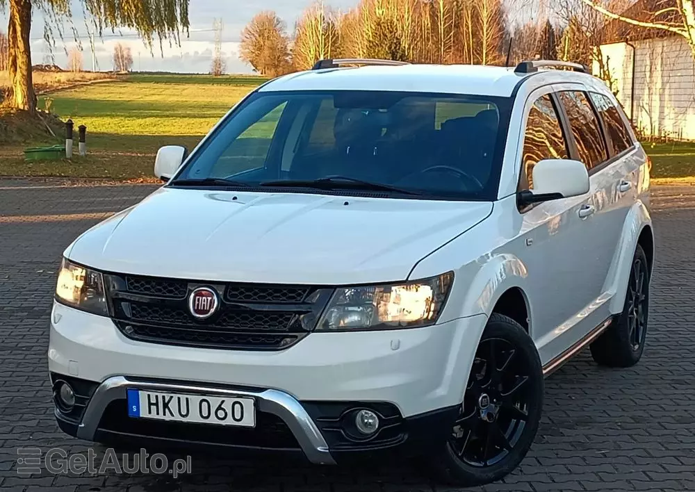 FIAT Freemont 2.0 Multijet 16V DPF Automatik Allrad Cross