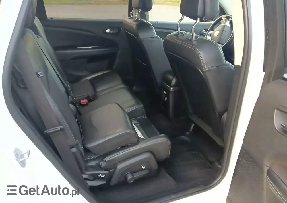 FIAT Freemont 2.0 Multijet 16V DPF Automatik Allrad Cross