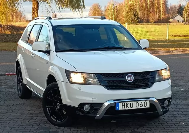 FIAT Freemont 2.0 Multijet 16V DPF Automatik Allrad Cross