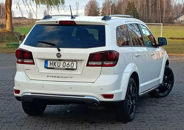 FIAT Freemont 2.0 Multijet 16V DPF Automatik Allrad Cross