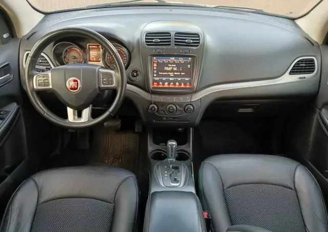 FIAT Freemont 2.0 Multijet 16V DPF Automatik Allrad Cross