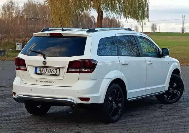 FIAT Freemont 2.0 Multijet 16V DPF Automatik Allrad Cross