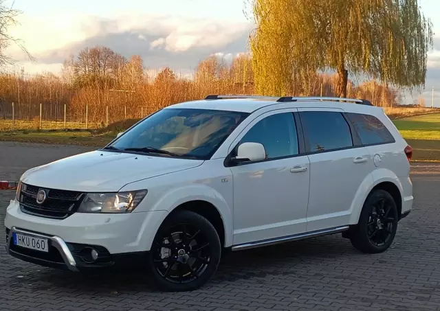 FIAT Freemont 2.0 Multijet 16V DPF Automatik Allrad Cross