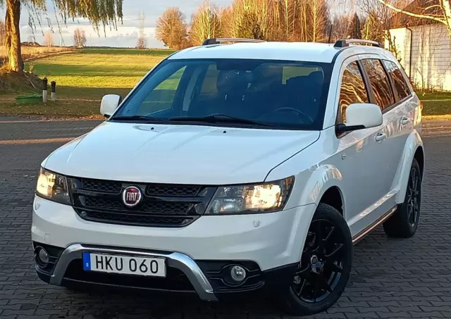 FIAT Freemont 2.0 Multijet 16V DPF Automatik Allrad Cross