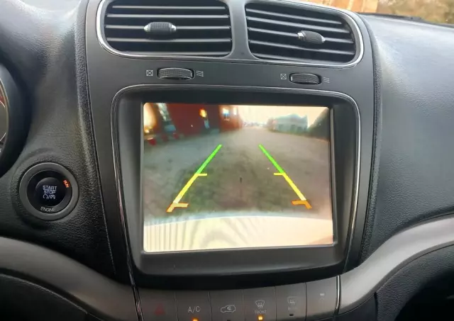 FIAT Freemont 2.0 Multijet 16V DPF Automatik Allrad Cross