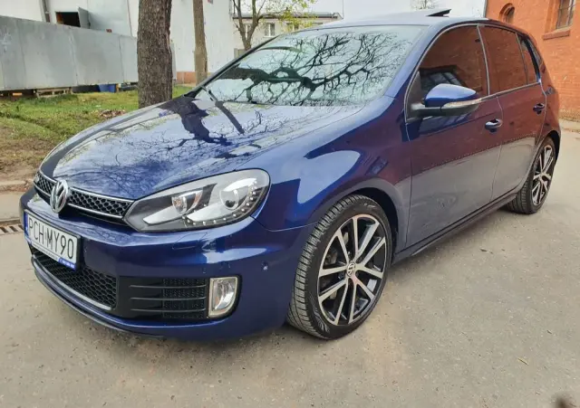 VOLKSWAGEN Golf 2.0 TDI DPF DSG GTD