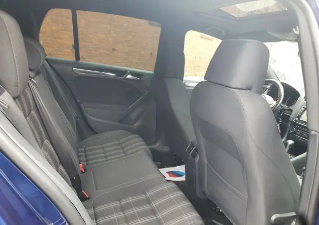 VOLKSWAGEN Golf 2.0 TDI DPF DSG GTD