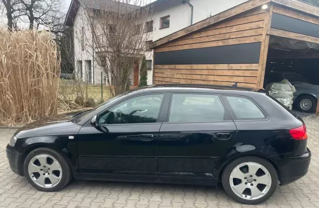 AUDI A3 