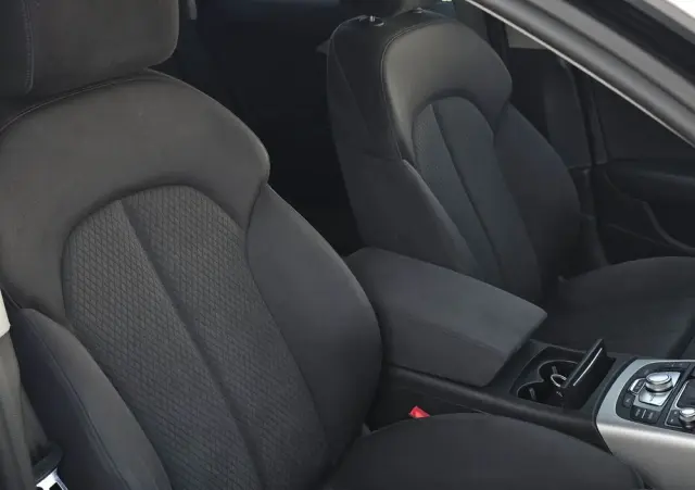 AUDI A6 Avant 2.0 TDI Quattro S tronic