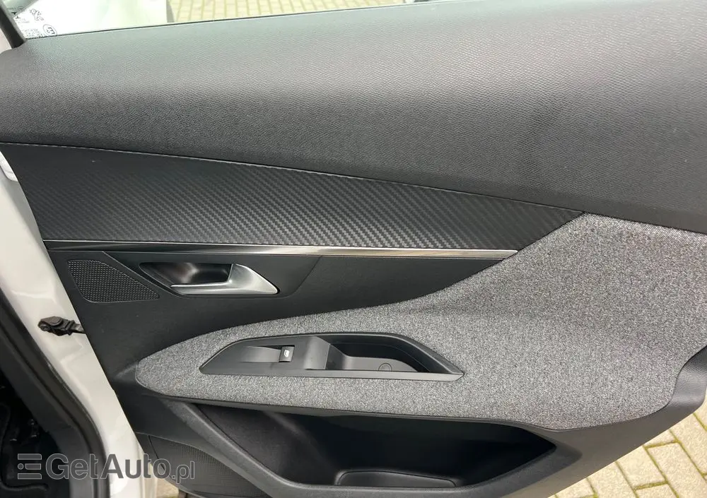 PEUGEOT 3008 1.6 BlueHDi Active S&S EAT6