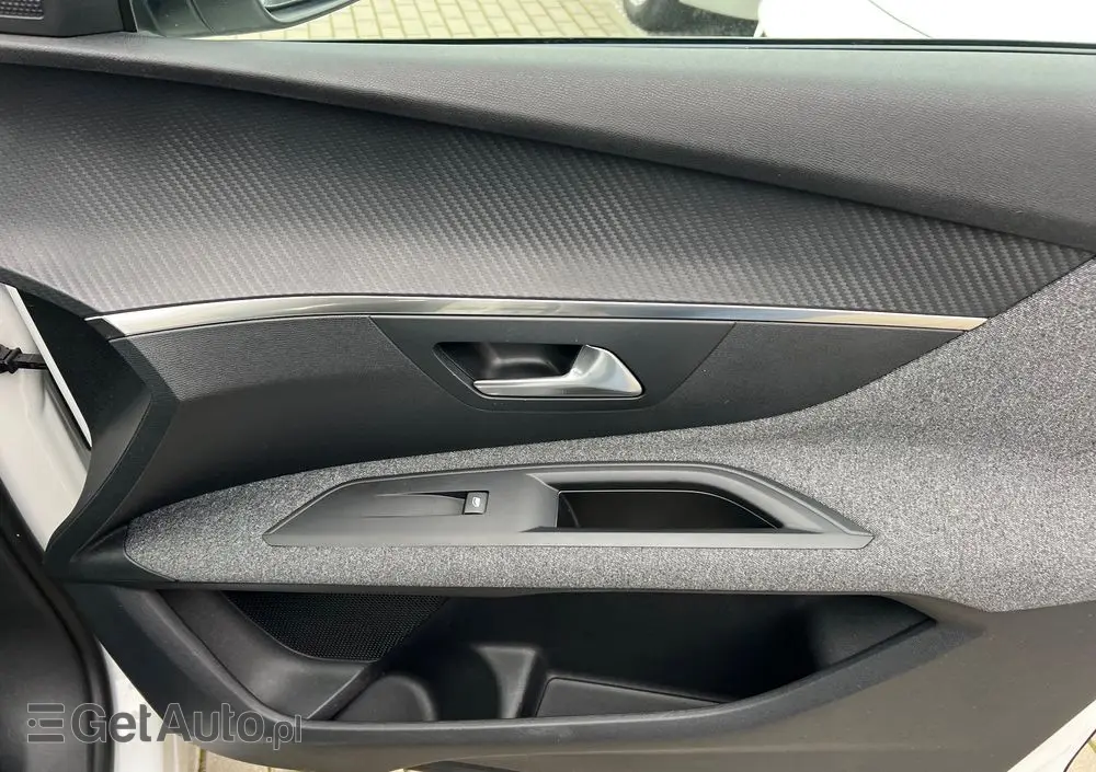 PEUGEOT 3008 1.6 BlueHDi Active S&S EAT6