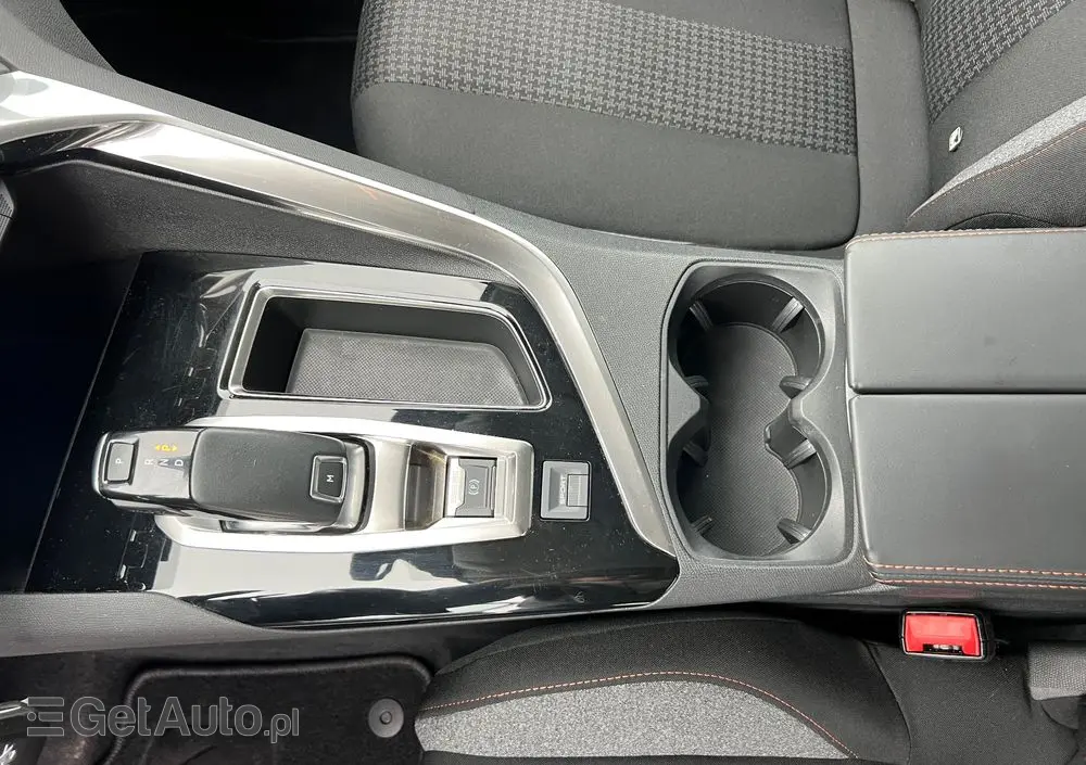 PEUGEOT 3008 1.6 BlueHDi Active S&S EAT6