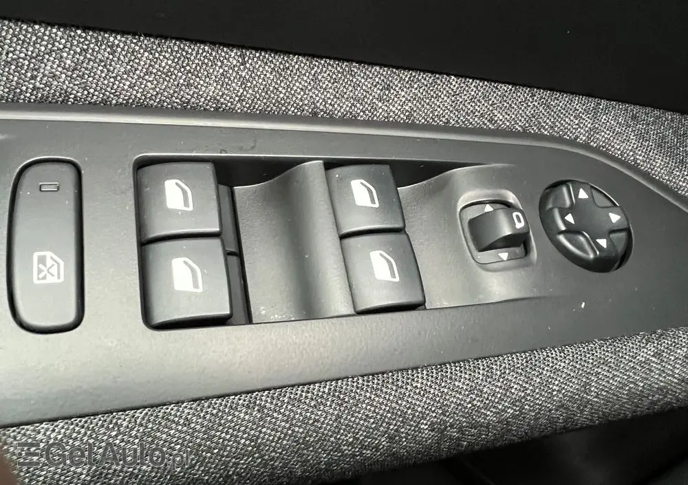 PEUGEOT 3008 1.6 BlueHDi Active S&S EAT6