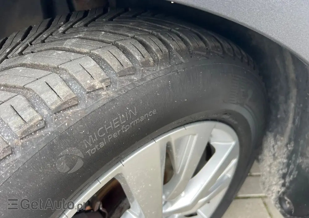 PEUGEOT 3008 1.6 BlueHDi Active S&S EAT6