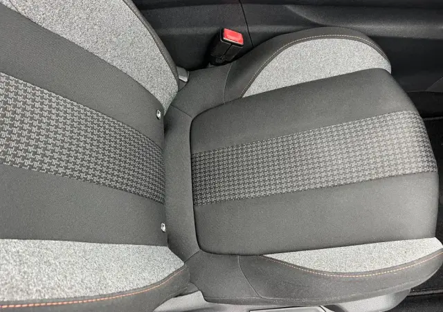 PEUGEOT 3008 1.6 BlueHDi Active S&S EAT6