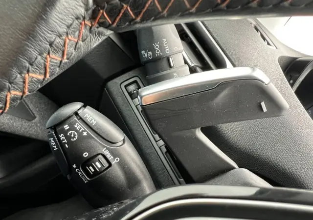 PEUGEOT 3008 1.6 BlueHDi Active S&S EAT6