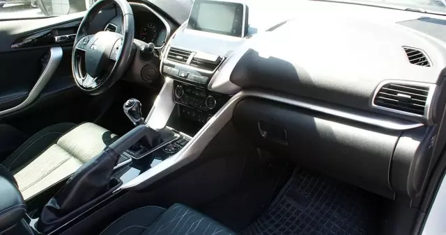 MITSUBISHI Eclipse Cross 1.5 T GPF Intense