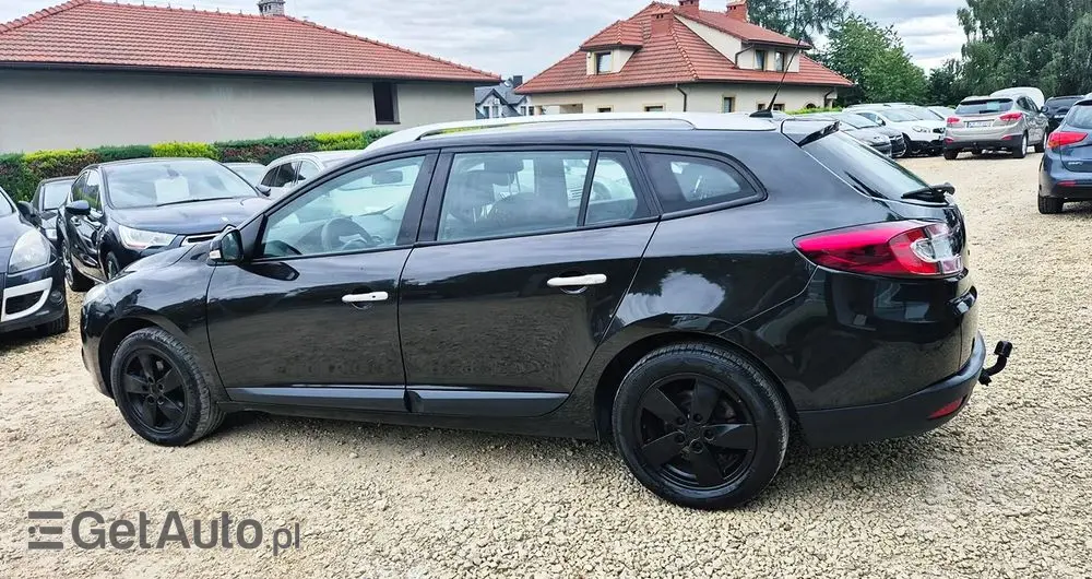 RENAULT Megane 1.6 16V Color Edition
