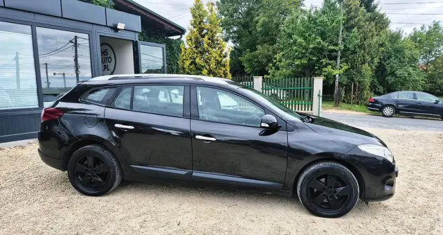 RENAULT Megane 1.6 16V Color Edition