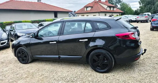 RENAULT Megane 1.6 16V Color Edition