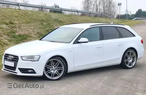AUDI A4 