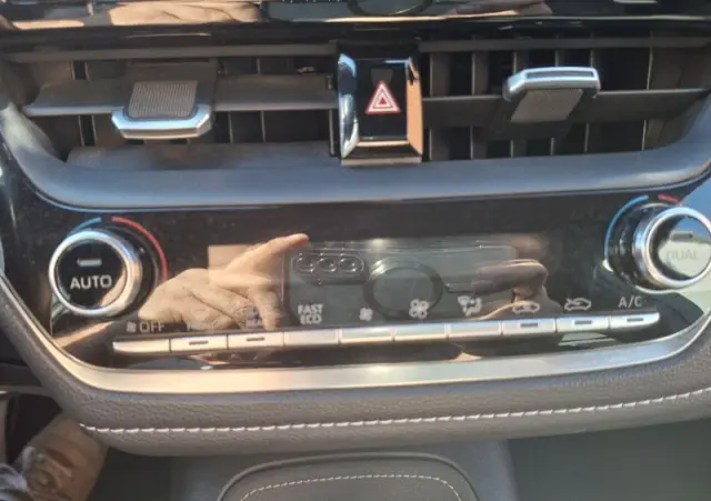 TOYOTA Corolla 1.8 Business Edition