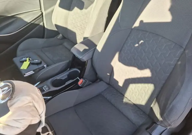 TOYOTA Corolla 1.8 Business Edition