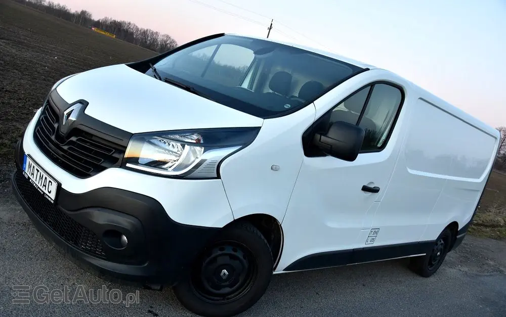 RENAULT TRAFIC L2H1 NAVIGACJA HAK 