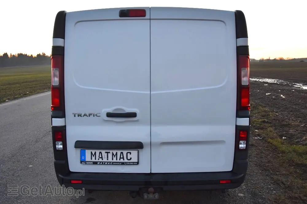 RENAULT TRAFIC L2H1 NAVIGACJA HAK 