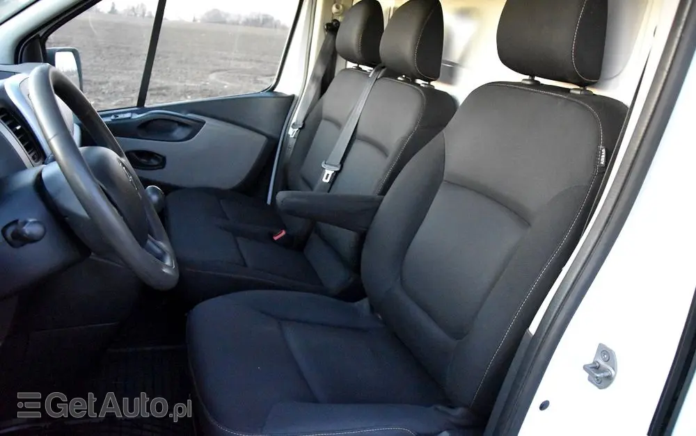 RENAULT TRAFIC L2H1 NAVIGACJA HAK 
