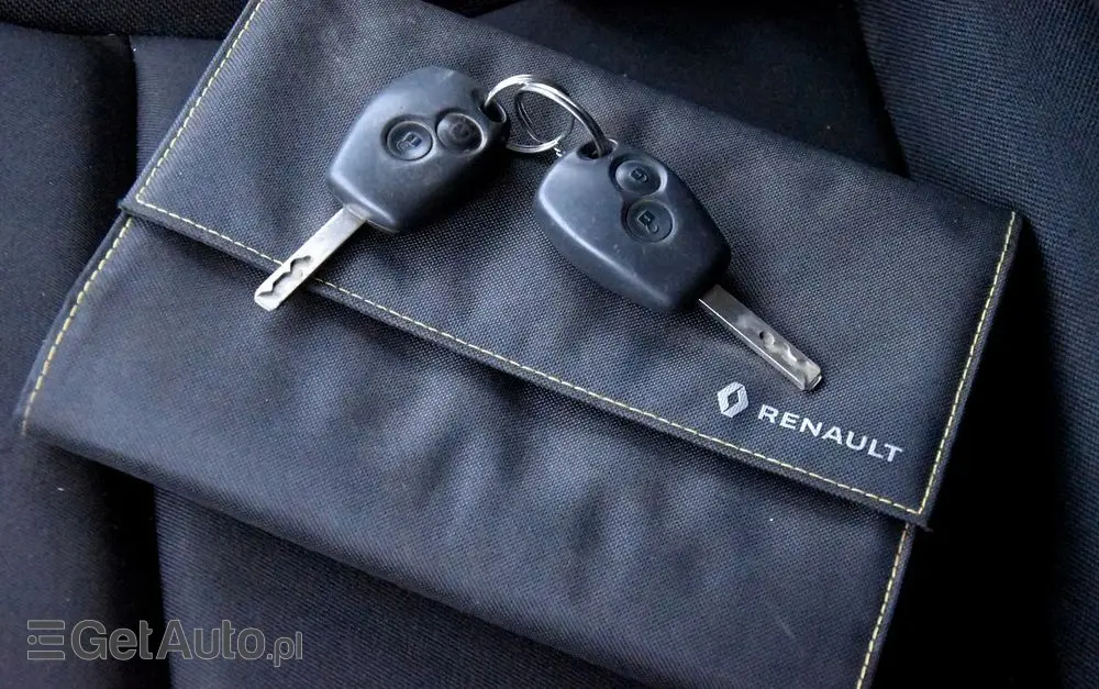 RENAULT TRAFIC L2H1 NAVIGACJA HAK 