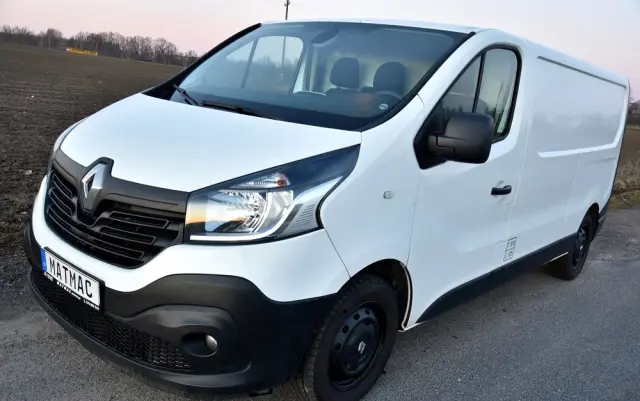 RENAULT TRAFIC L2H1 NAVIGACJA HAK 