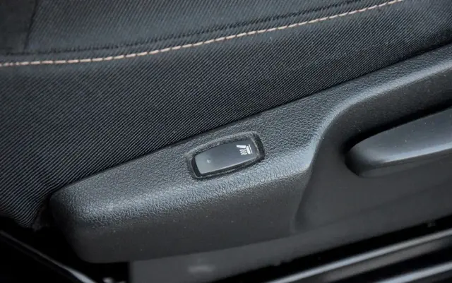 RENAULT TRAFIC L2H1 NAVIGACJA HAK 