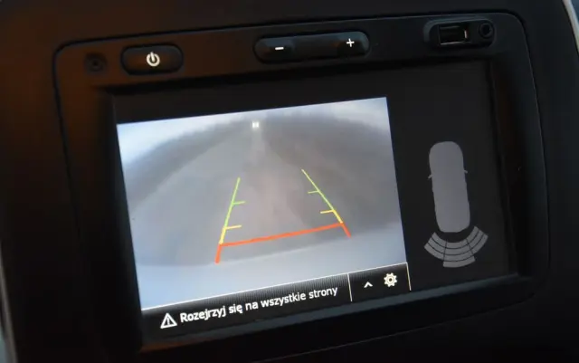 RENAULT TRAFIC L2H1 NAVIGACJA HAK 