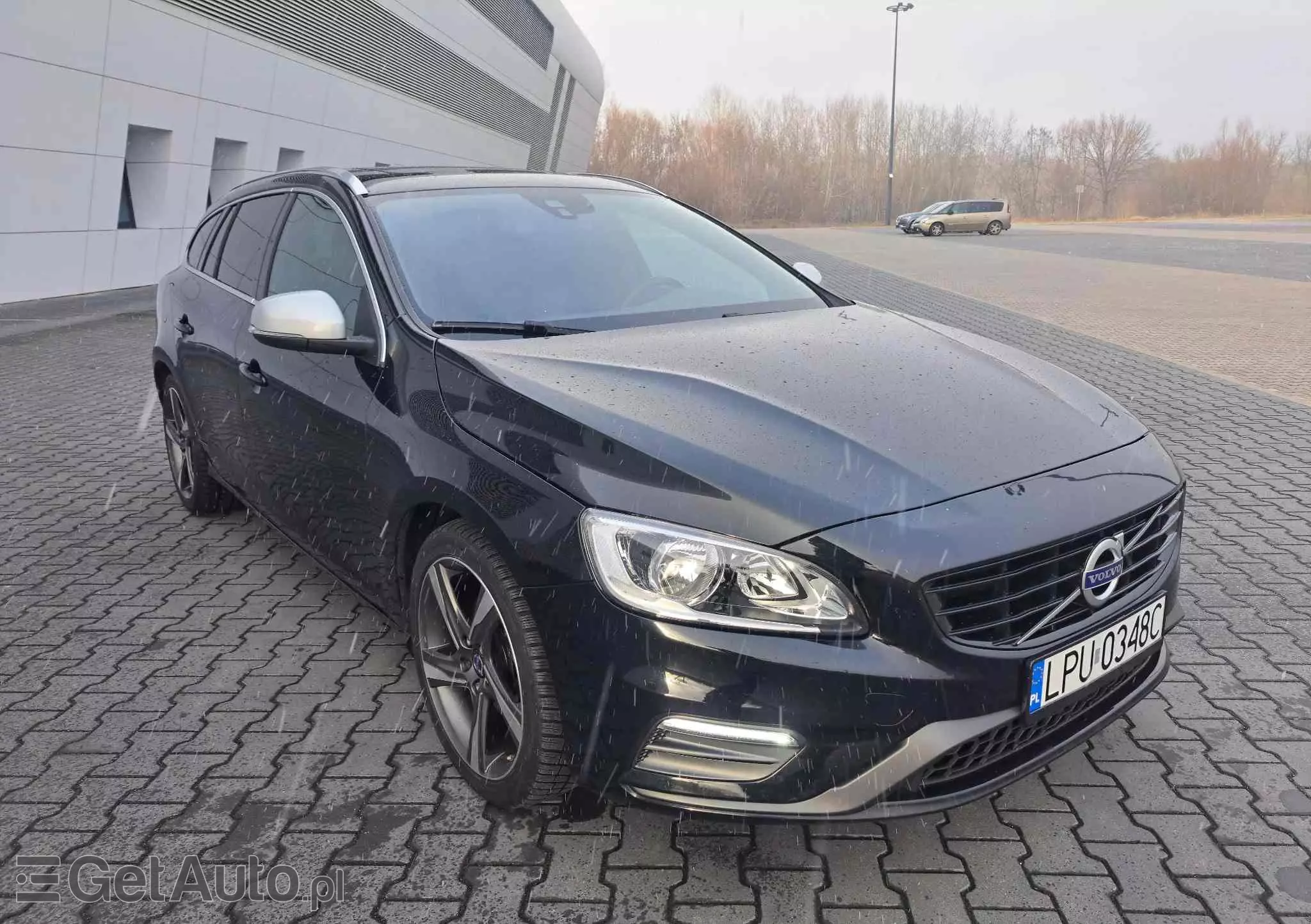 VOLVO V60 D2 Drive-E R-Design Kinetic