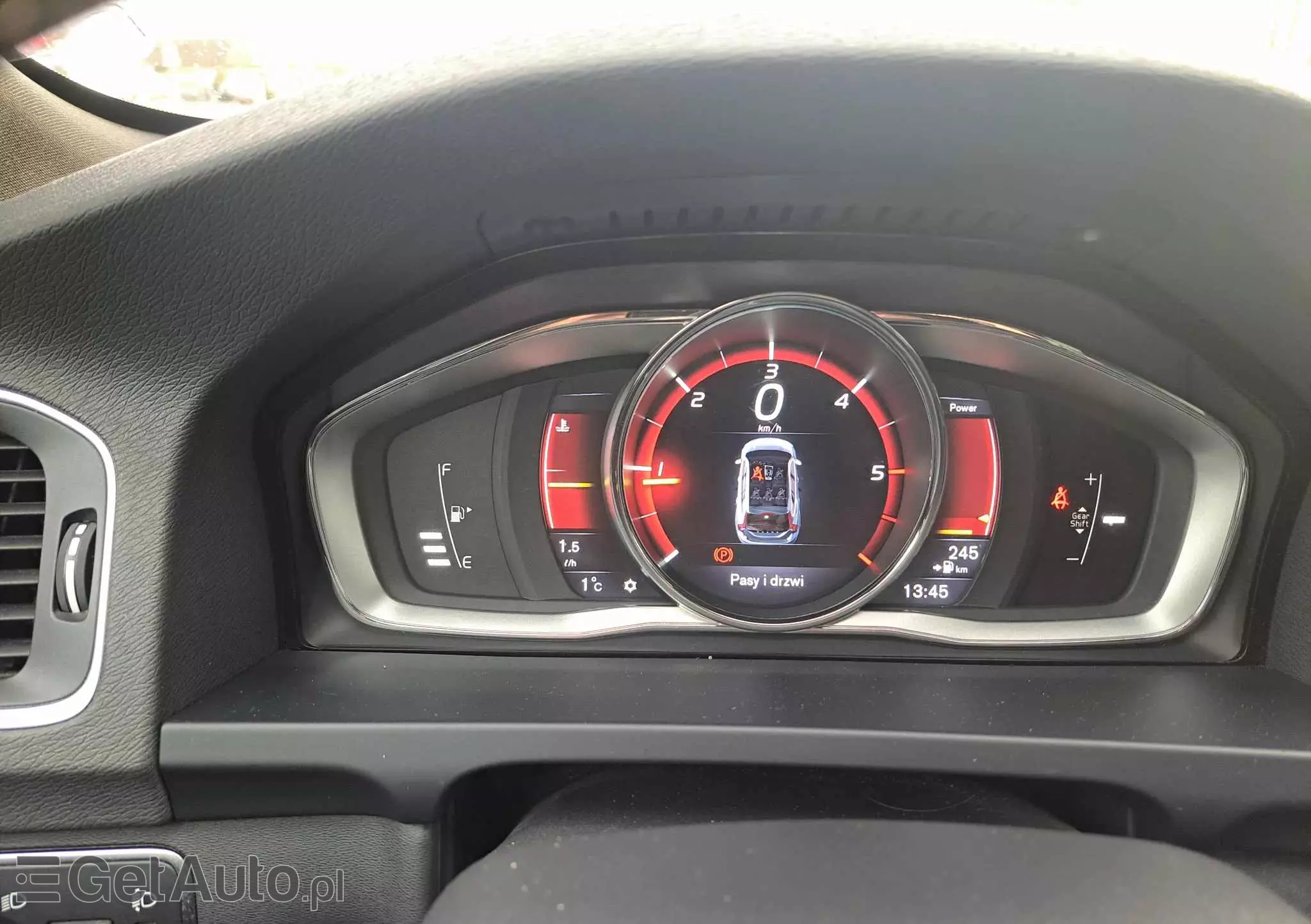 VOLVO V60 D2 Drive-E R-Design Kinetic