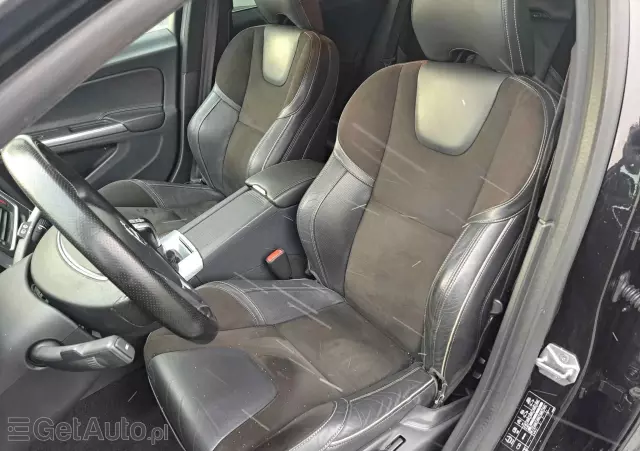 VOLVO V60 D2 Drive-E R-Design Kinetic