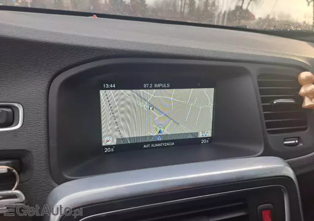 VOLVO V60 D2 Drive-E R-Design Kinetic