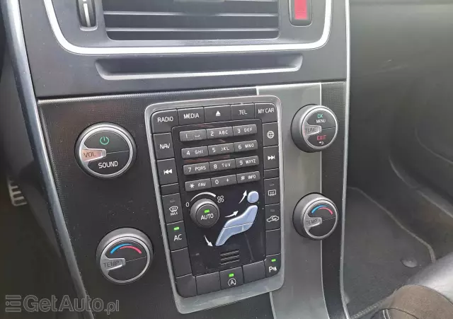 VOLVO V60 D2 Drive-E R-Design Kinetic