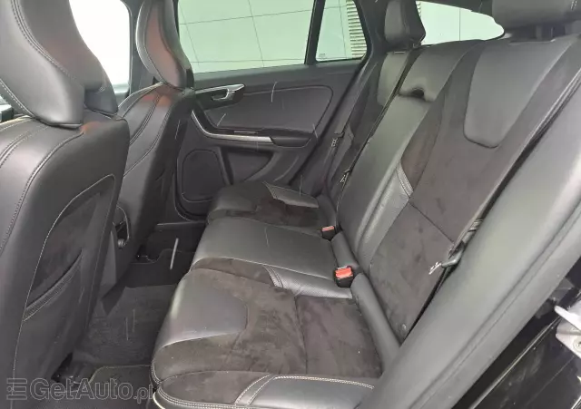 VOLVO V60 D2 Drive-E R-Design Kinetic