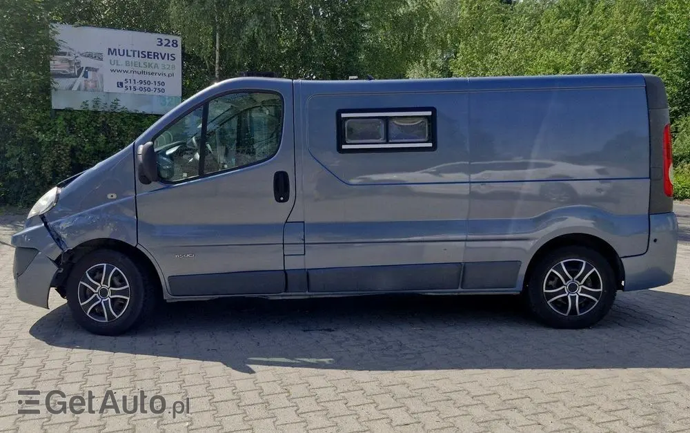 RENAULT Trafic 
