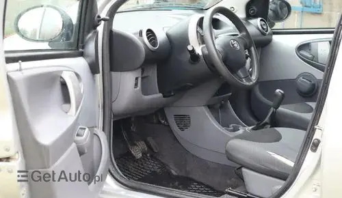 TOYOTA Aygo 