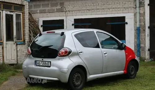 TOYOTA Aygo 