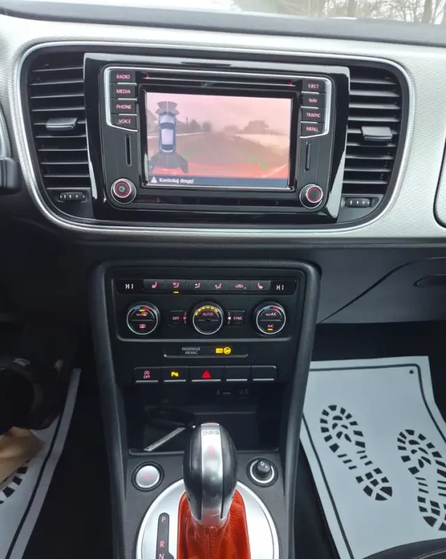 VOLKSWAGEN Beetle 1.4 TSI BMT Sport DSG